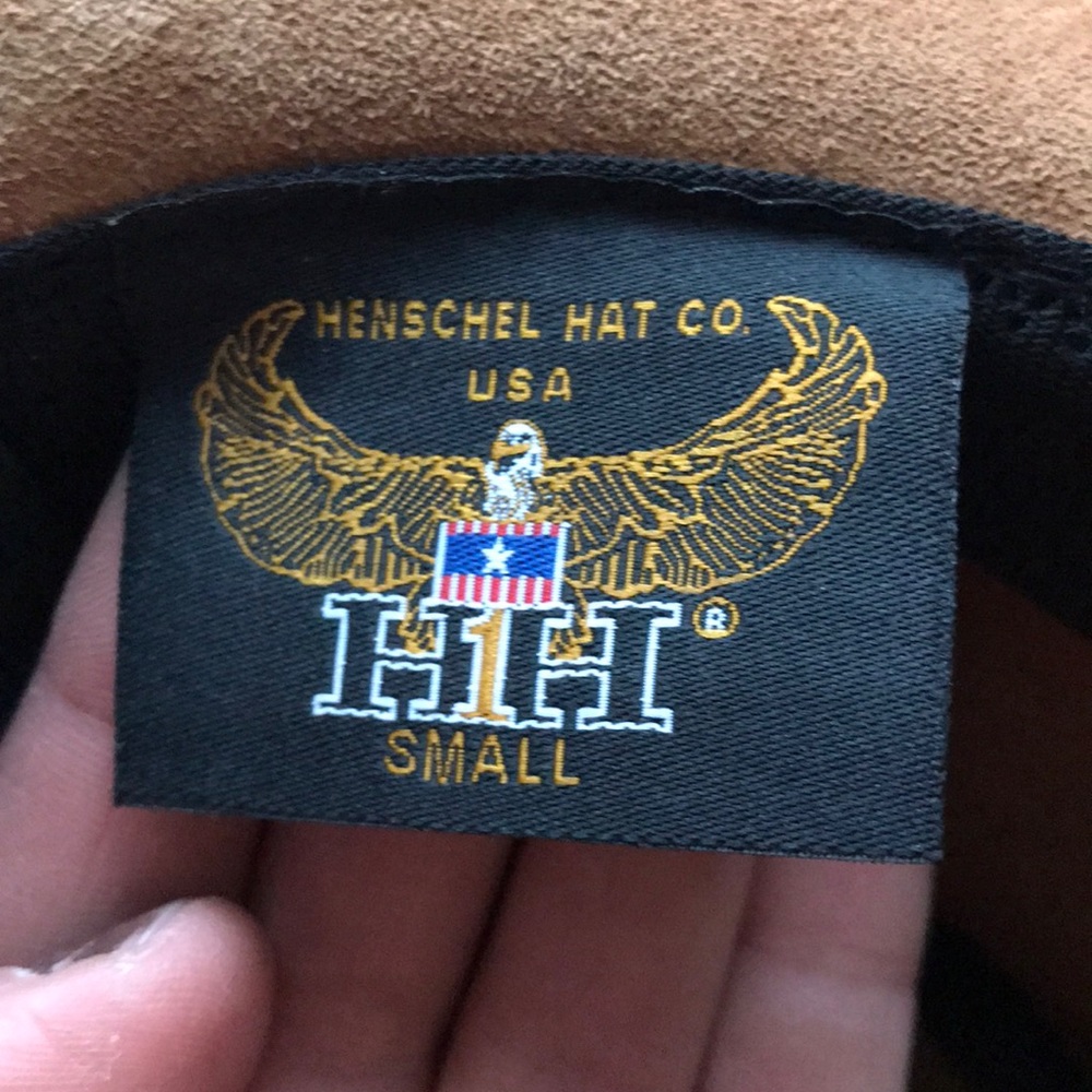 ❗️SOLD❗️Brand new suede hat - Picture 3 of 3